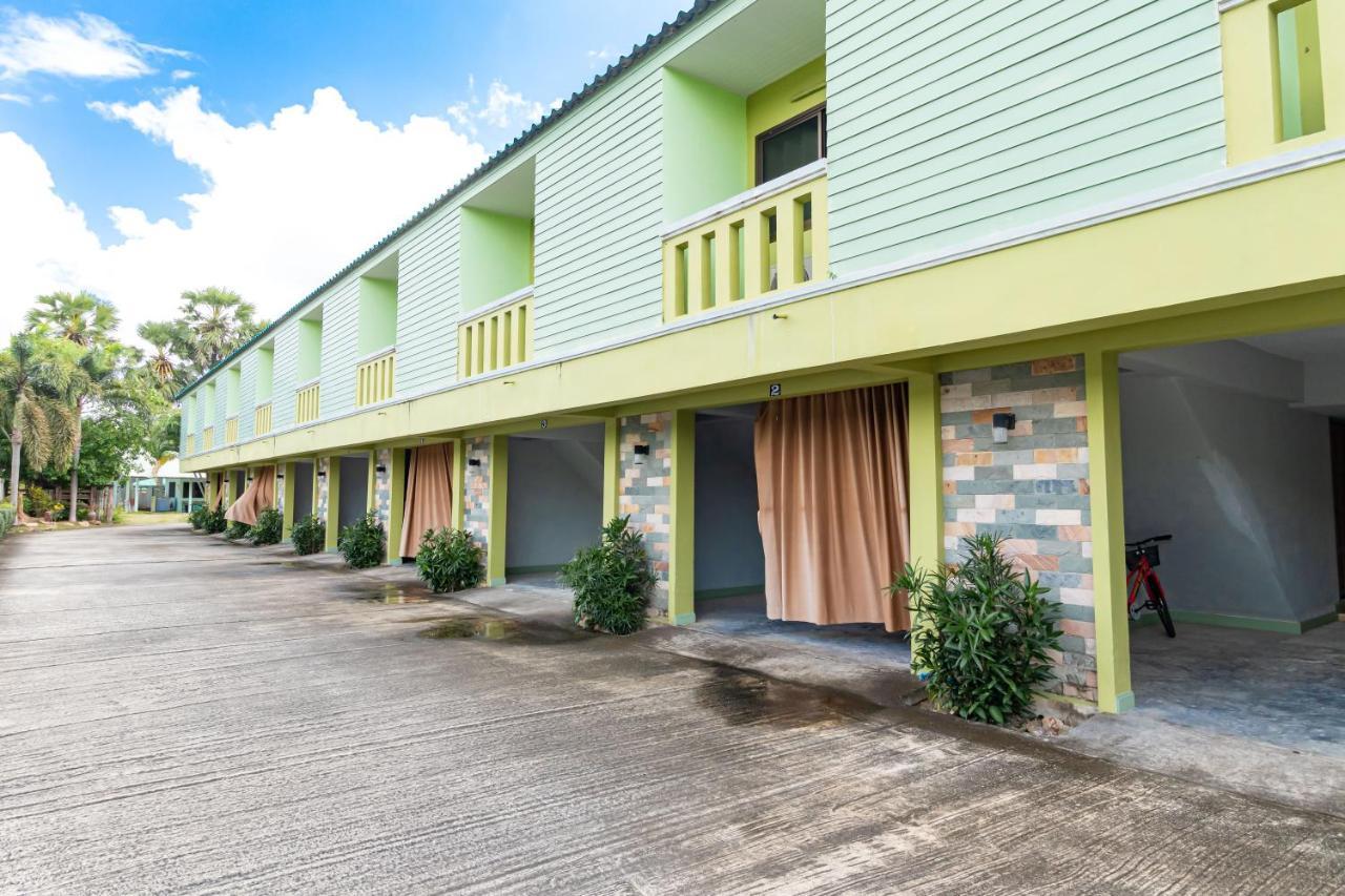 Khum Suk Resort Songkhla Esterno foto
